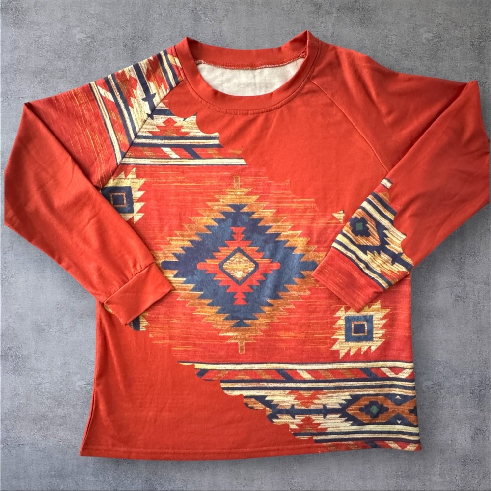 Southwestern Geometric Print Top Women's M Rust Red Stretch Raglan Long Sleeve